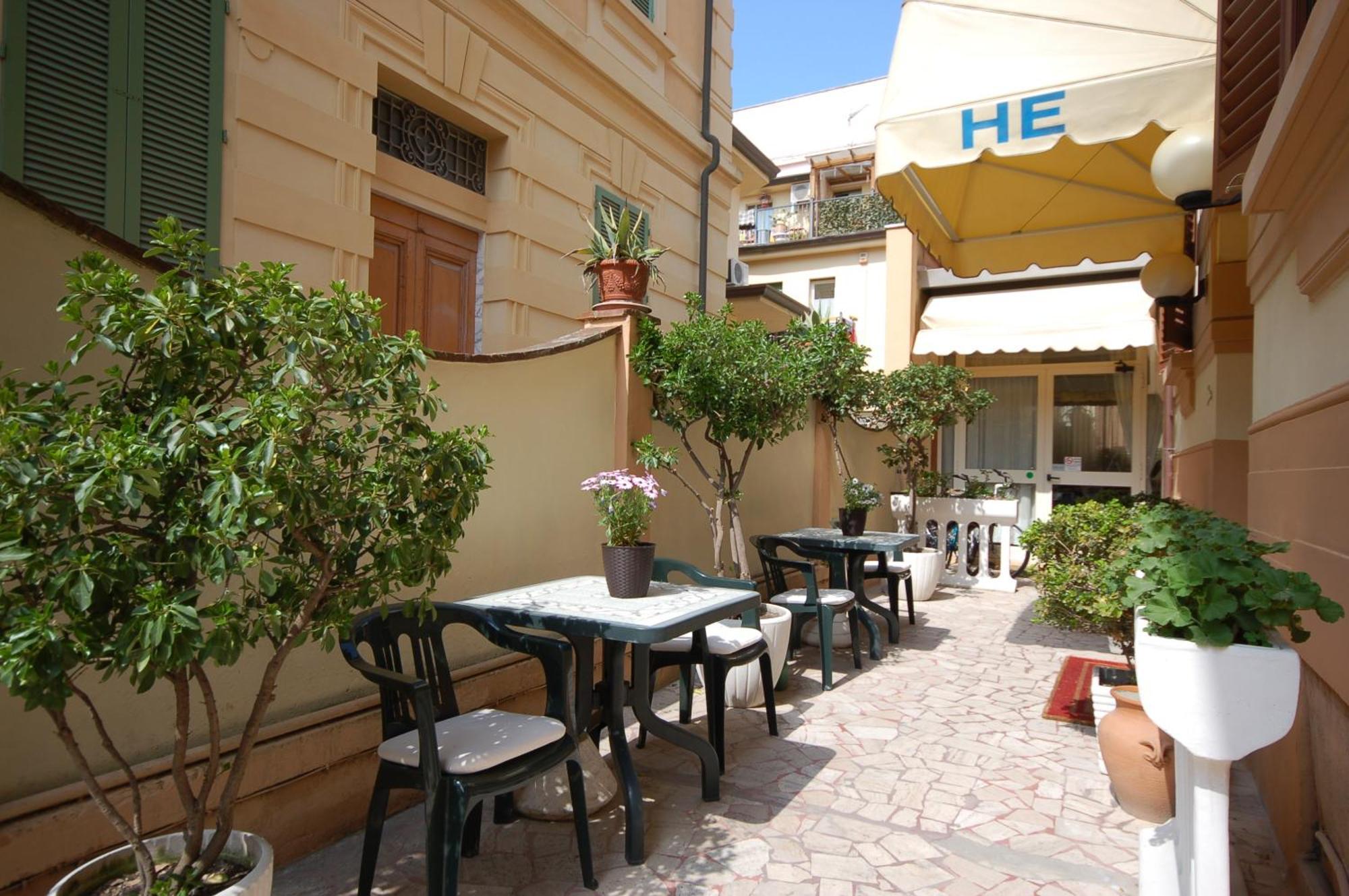 Hotel Ely Viareggio Exteriér fotografie