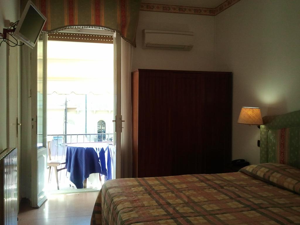 Hotel Ely Viareggio Exteriér fotografie